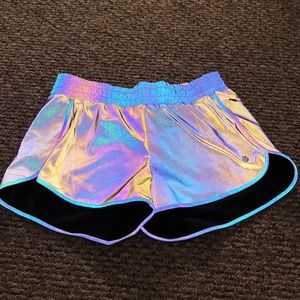 Woman’s reflective liner track shorts, large